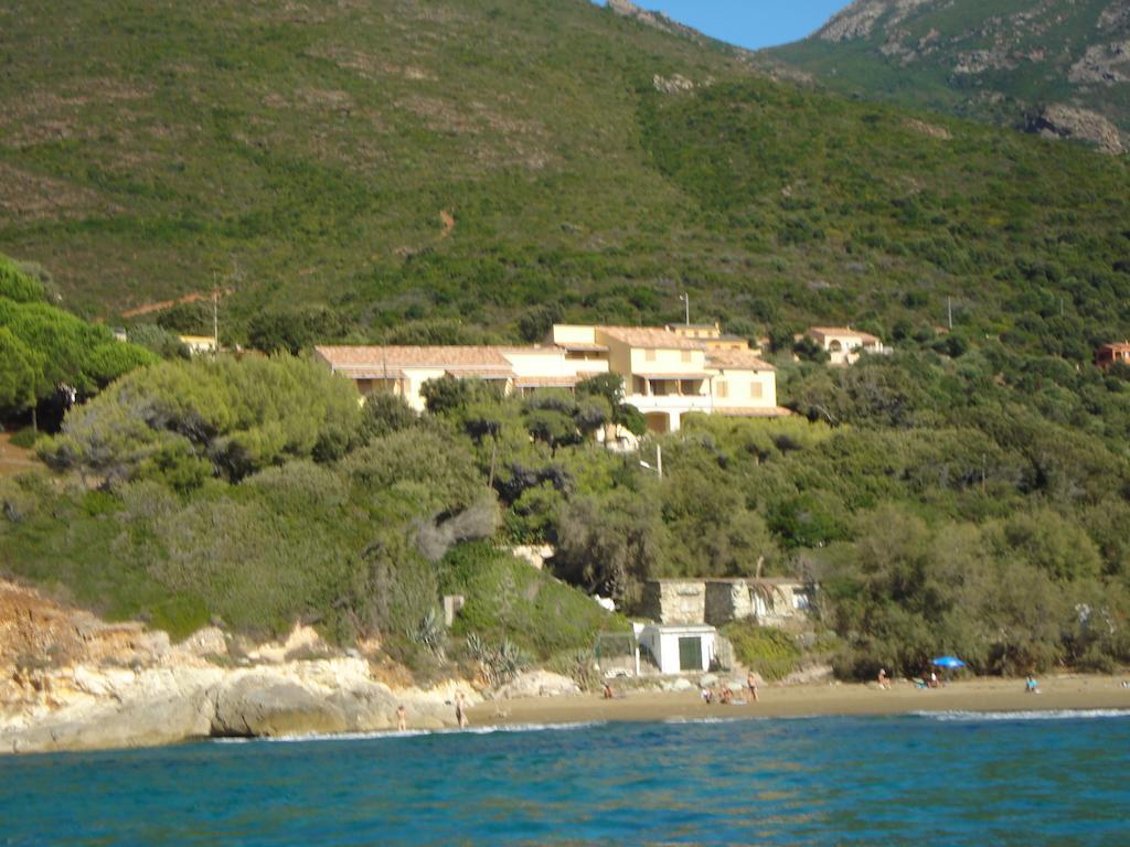 Residence Arinella Farinole Luaran gambar